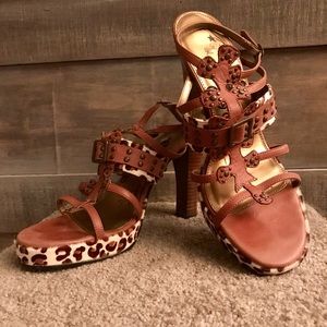 Naughty Monkey Size 8.5 Leopard Platform Heels